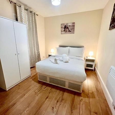 Studio Flat In Colliers Wood Daire Londra Dış mekan fotoğraf